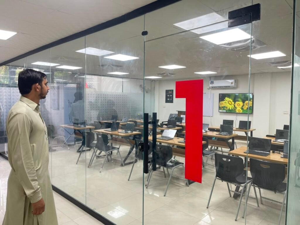 Corvit Cisco Microsoft Huawei Partnerships: What They Mean for Sahiwal Students